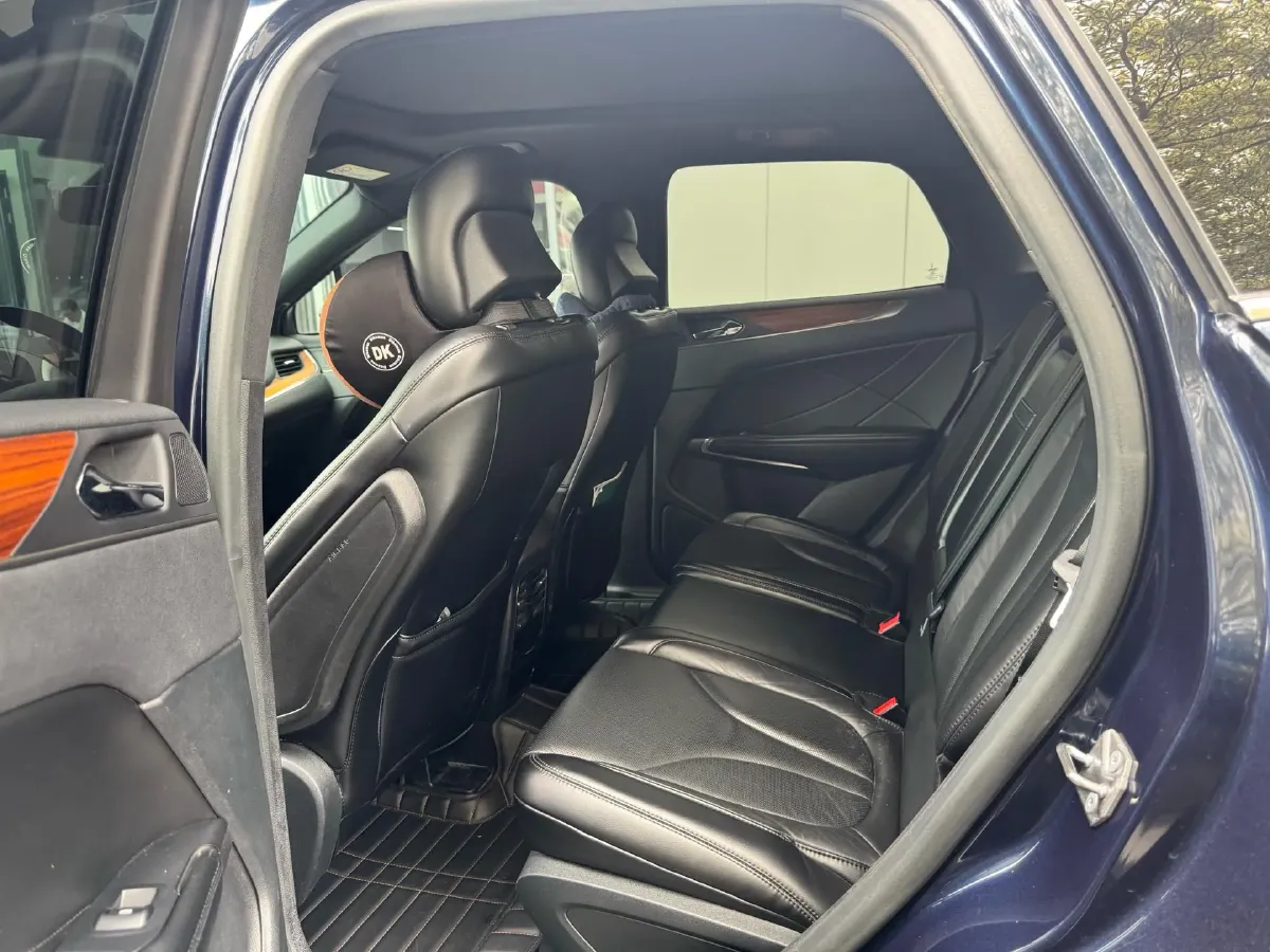 2017 Lincoln MKC 2.0T 203HP L4 6AT,autocango,china used car exporter,china ev exporter,chinese used car exporter,chinese used ev exporter