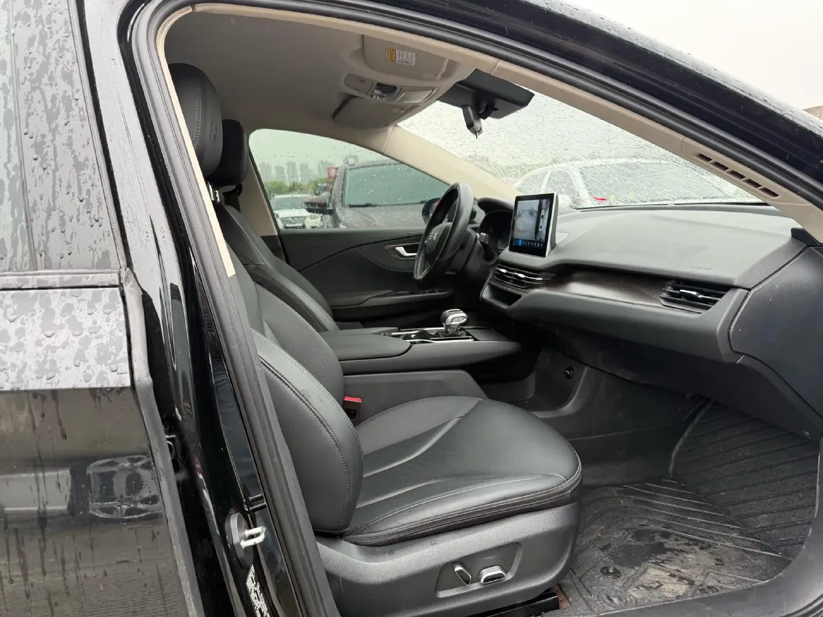 2023 HongQi E-QM5 BEV 54KWH,autocango,china used car exporter,china ev exporter,chinese used car exporter,chinese used ev exporter