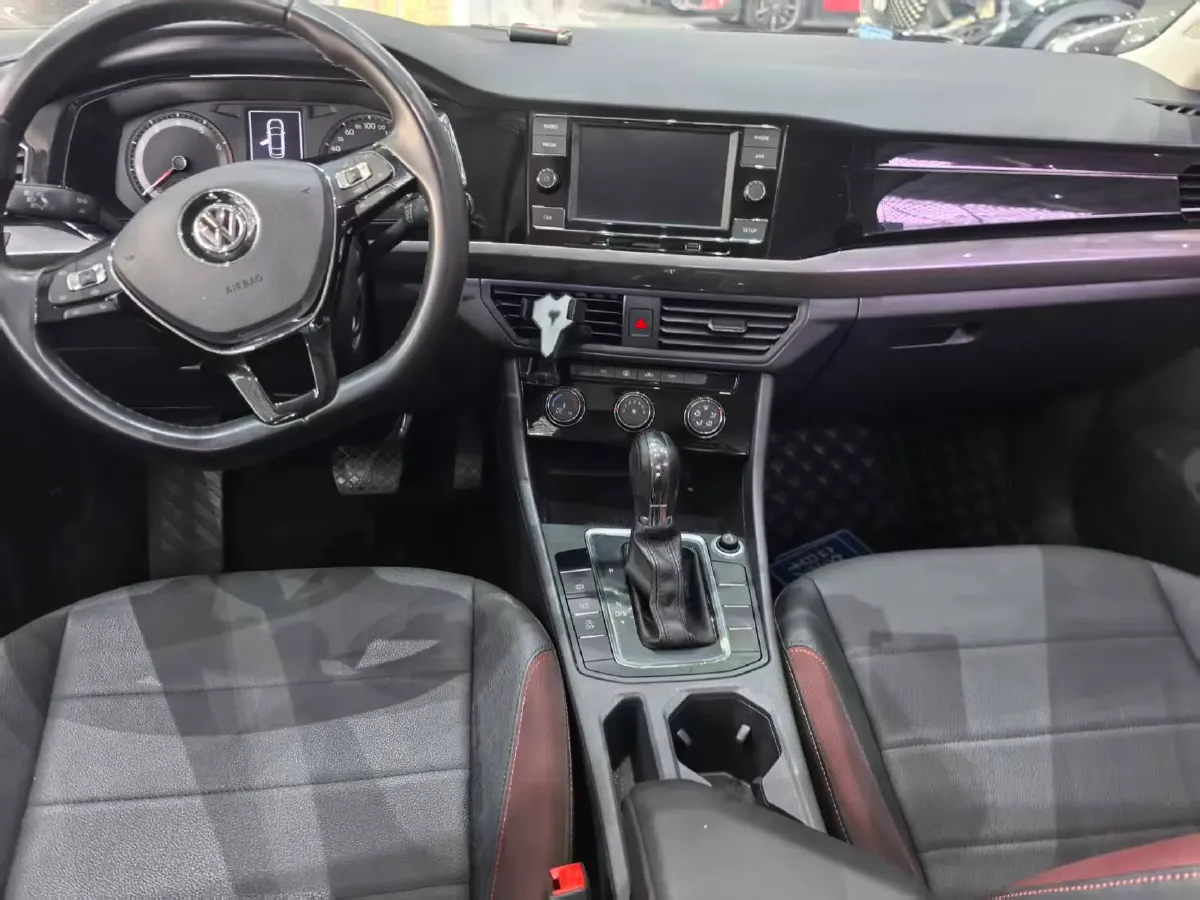 2020 Volkswagen Bora 1.5L 113HP L4 6AT,autocango,china used car exporter,china ev exporter,chinese used car exporter,chinese used ev exporter