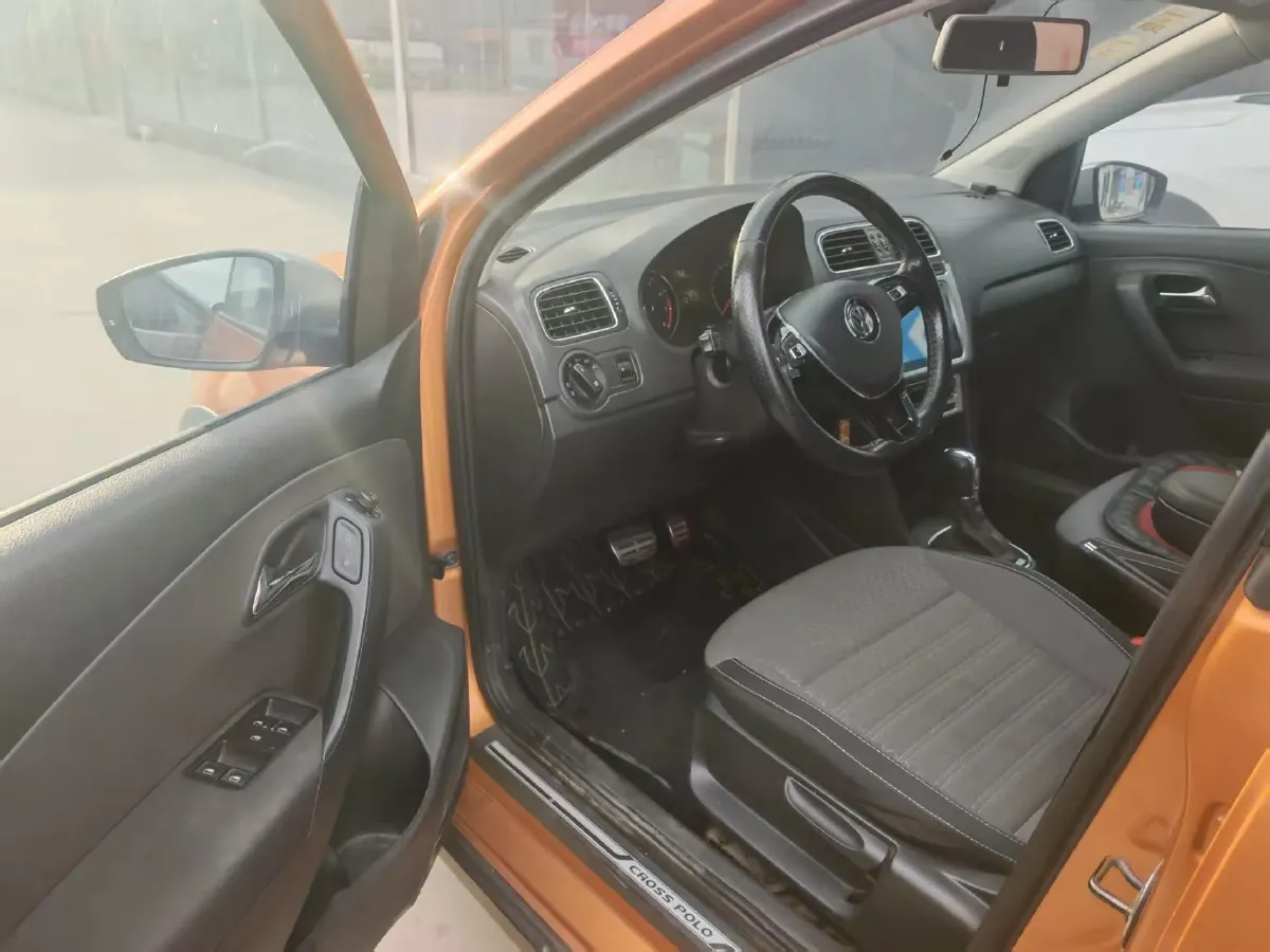 2018 Landwind XiaoYao 1.5T 163HP L4 CVT,autocango,china used car exporter,china ev exporter,chinese used car exporter,chinese used ev exporter