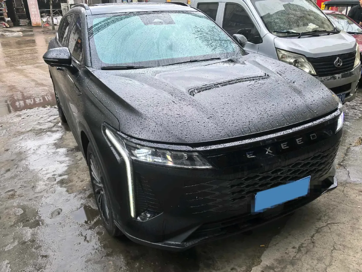 2025 Exceed RX 2.0T 261HP L4 7DCT,autocango,china used car exporter,china ev exporter,chinese used car exporter,chinese used ev exporter