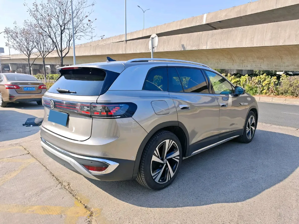 2022 Volkswagen ID.6 Crozz BEV 84.8KWH,autocango,china used car exporter,china ev exporter,chinese used car exporter,chinese used ev exporter