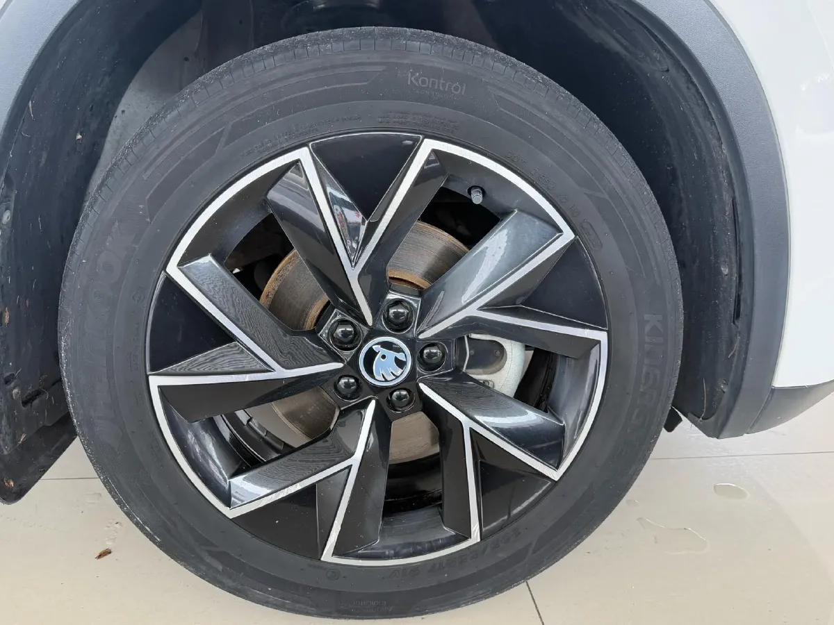 2023 Skoda Kamiq 1.5L 112HP L4 6AT,autocango,china used car exporter,china ev exporter,chinese used car exporter,chinese used ev exporter