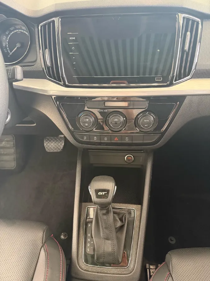 2023 Skoda Kamiq 1.5L 112HP L4 6AT,autocango,china used car exporter,china ev exporter,chinese used car exporter,chinese used ev exporter