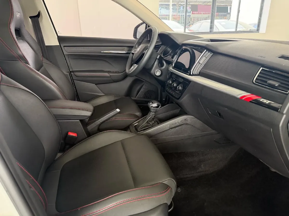 2023 Skoda Kamiq 1.5L 112HP L4 6AT,autocango,china used car exporter,china ev exporter,chinese used car exporter,chinese used ev exporter