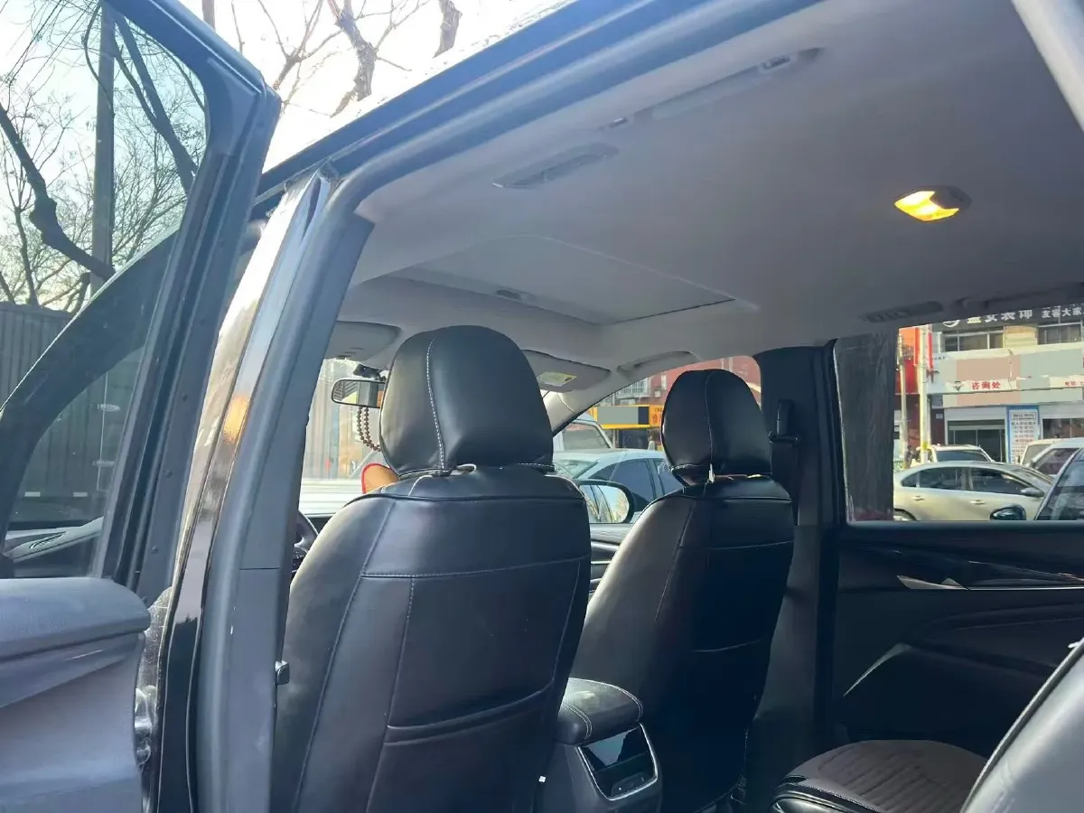 2022 MAXUS G50 1.5T 169HP L4 7DCT,autocango,china used car exporter,china ev exporter,chinese used car exporter,chinese used ev exporter