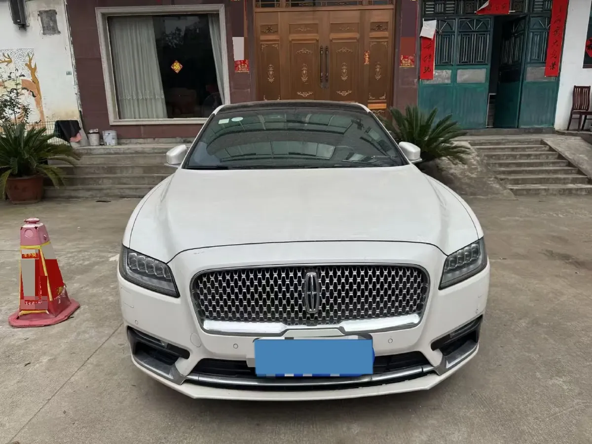 2018 Lincoln Continental 2.0T 261HP L4 6AT,autocango,china used car exporter,china ev exporter,chinese used car exporter,chinese used ev exporter