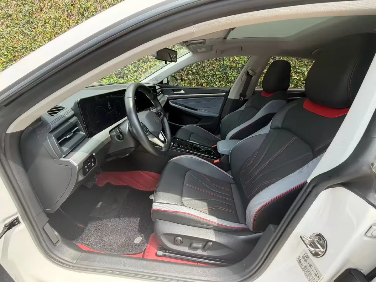 2022 Volkswagen Lavida 1.4T 150HP L4 7DCT,autocango,china used car exporter,china ev exporter,chinese used car exporter,chinese used ev exporter