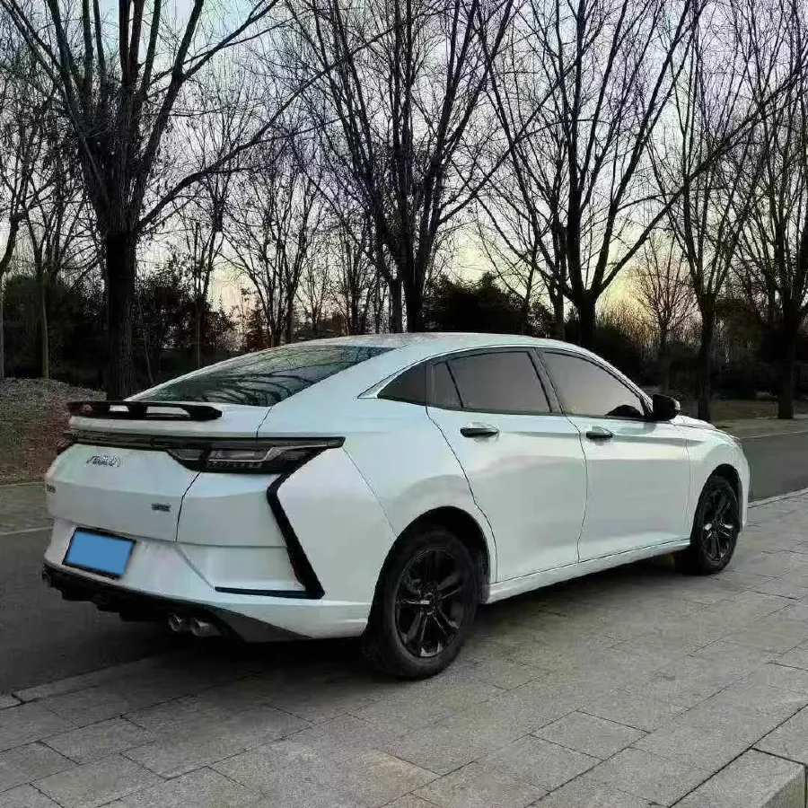 2023 DongFeng Aeolus YiXuan 1.5L 125HP L4 6DCT,autocango,china used car exporter,china ev exporter,chinese used car exporter,chinese used ev exporter