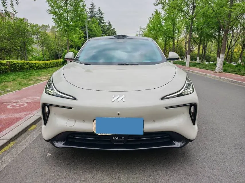 2023 IM LS6 BEV 71KWH,autocango,china used car exporter,china ev exporter,chinese used car exporter,chinese used ev exporter