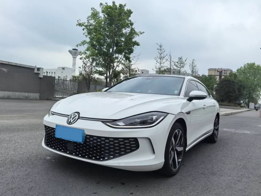2023 Volkswagen Lamando 1.4T 150HP L4 7DCT,autocango,china used car exporter,china ev exporter,chinese used car exporter,chinese used ev exporter
