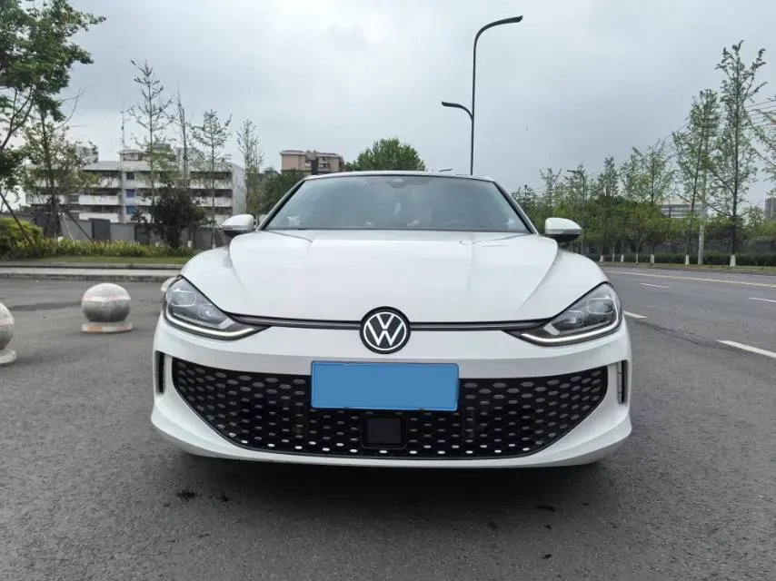 2023 Volkswagen Lamando 1.4T 150HP L4 7DCT,autocango,china used car exporter,china ev exporter,chinese used car exporter,chinese used ev exporter