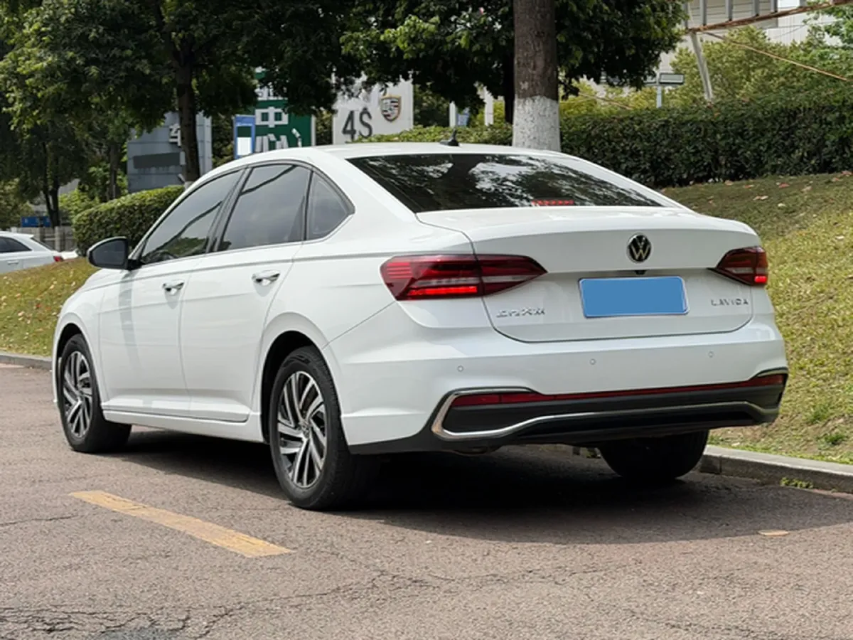 2023 Volkswagen Lavida 1.5L 110HP L4 6AT,autocango,china used car exporter,china ev exporter,chinese used car exporter,chinese used ev exporter
