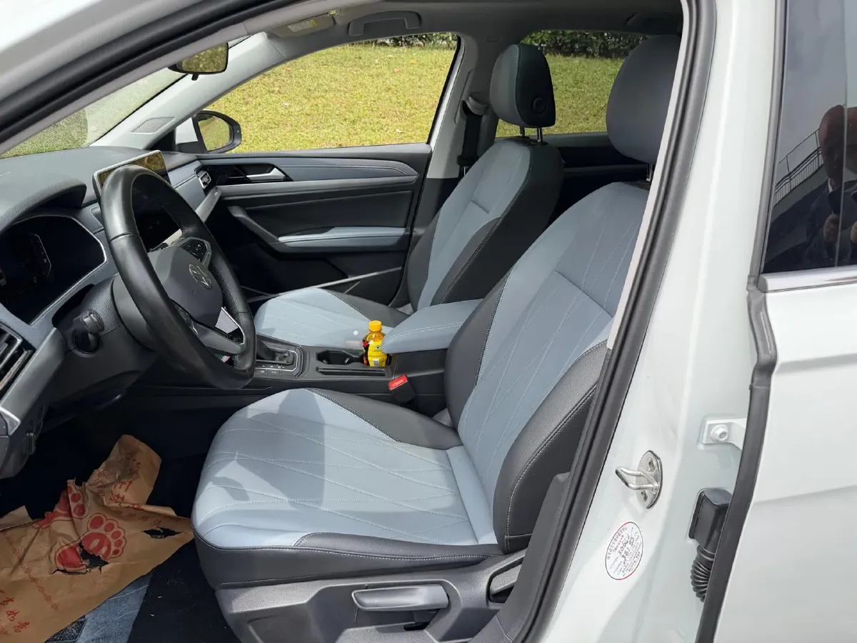 2023 Volkswagen Lavida 1.5L 110HP L4 6AT,autocango,china used car exporter,china ev exporter,chinese used car exporter,chinese used ev exporter