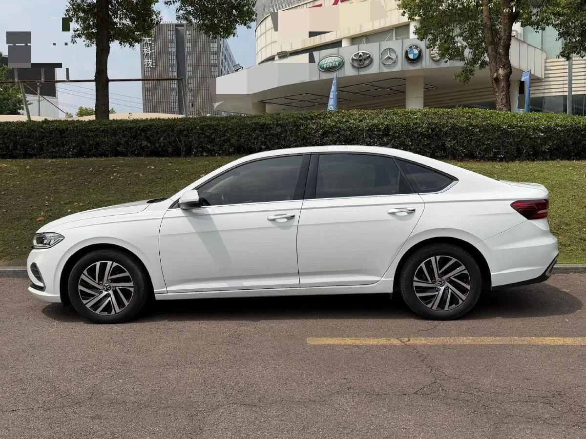 2023 Volkswagen Lavida 1.5L 110HP L4 6AT,autocango,china used car exporter,china ev exporter,chinese used car exporter,chinese used ev exporter