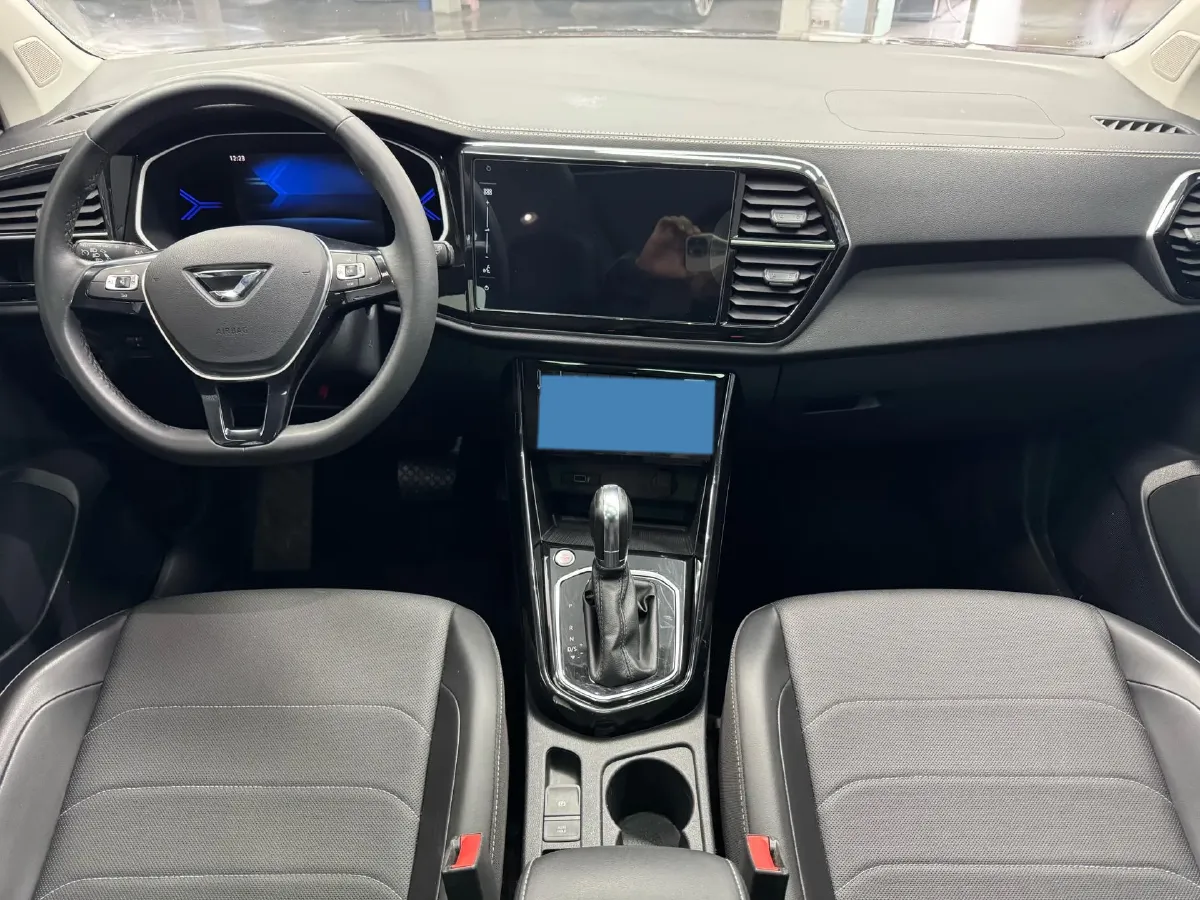 2022 Jetta VS7 1.4T 150HP L4 6AT,autocango,china used car exporter,china ev exporter,chinese used car exporter,chinese used ev exporter