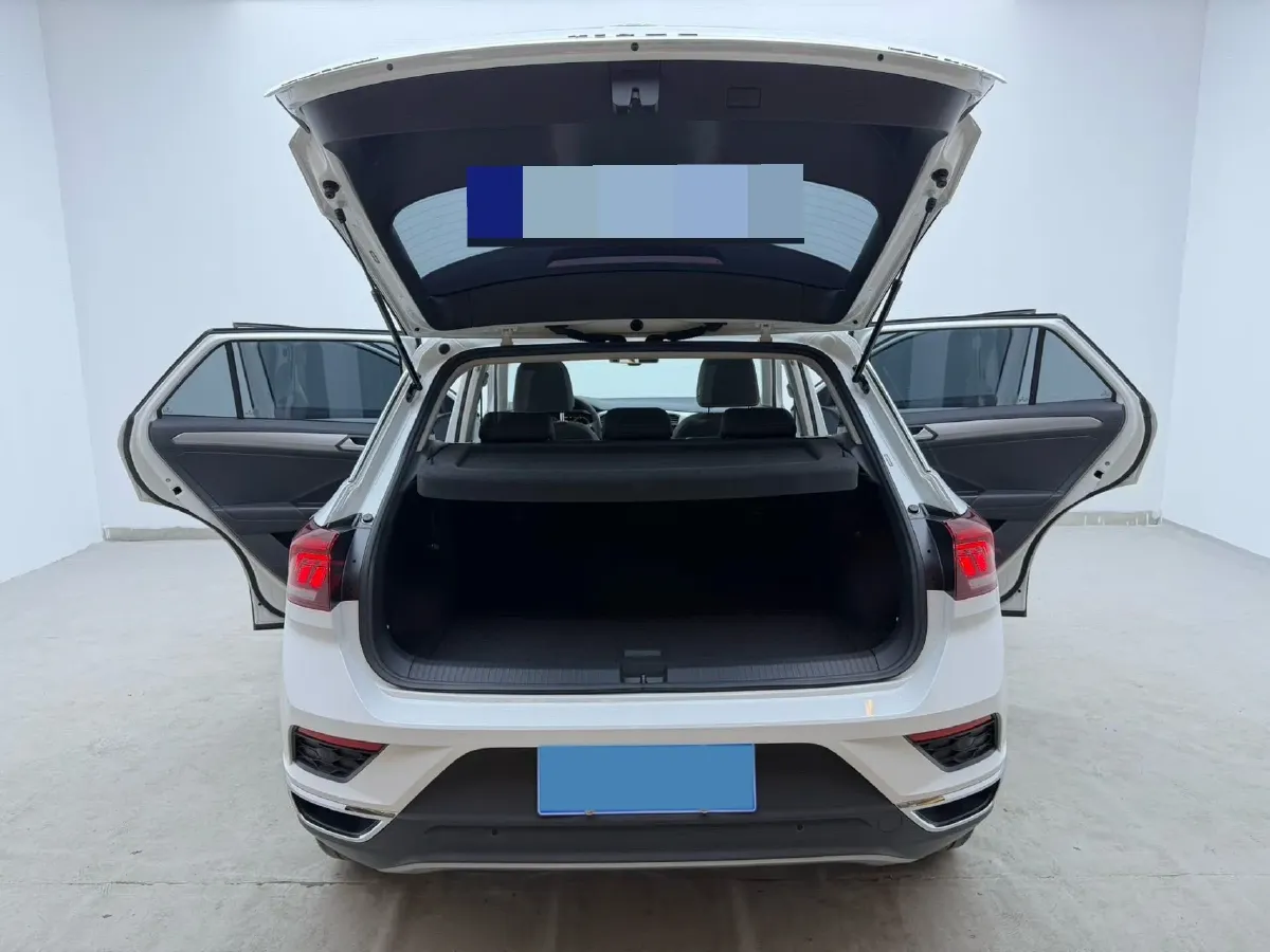 2022 Volkswagen T-Roc 1.4T 150HP L4 7DCT,autocango,china used car exporter,china ev exporter,chinese used car exporter,chinese used ev exporter