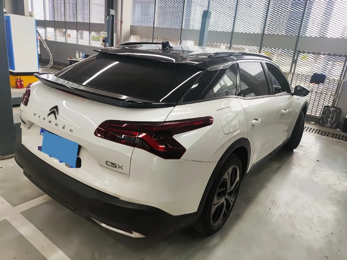 2021 Citroen C5 X 1.6T 175HP L4 8AT,autocango,china used car exporter,china ev exporter,chinese used car exporter,chinese used ev exporter