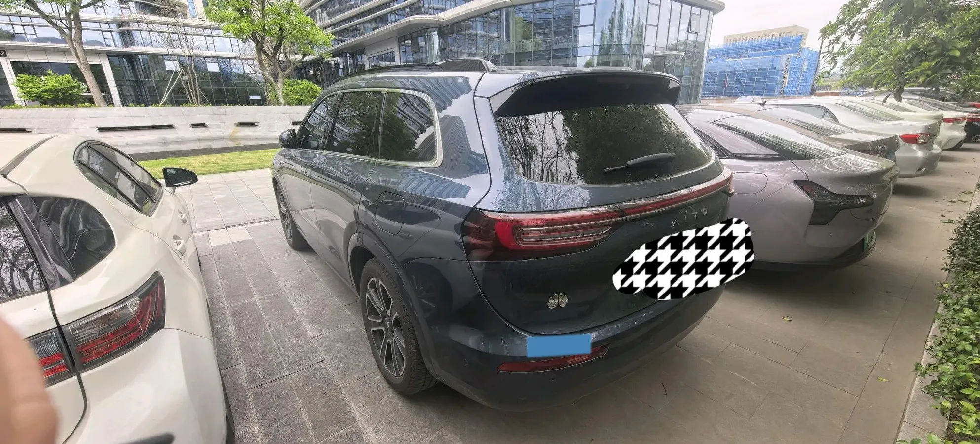 2024 AITO AITO M7 1.5T 152HP L4 REEV 42KWH,autocango,china used car exporter,china ev exporter,chinese used car exporter,chinese used ev exporter