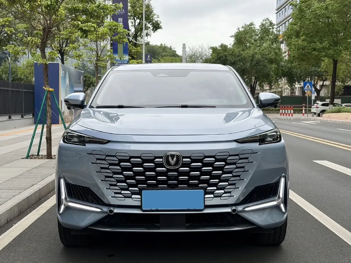 2021 ChangAn UNI-K 2.0T 233HP L4 8AT,autocango,china used car exporter,china ev exporter,chinese used car exporter,chinese used ev exporter