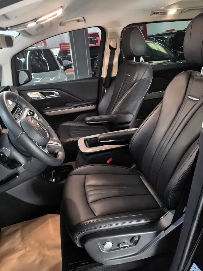 2024 HongQi HQ9 2.0T 163HP L4 1DHT PHEV 20.14KWH,autocango,china used car exporter,china ev exporter,chinese used car exporter,chinese used ev exporter