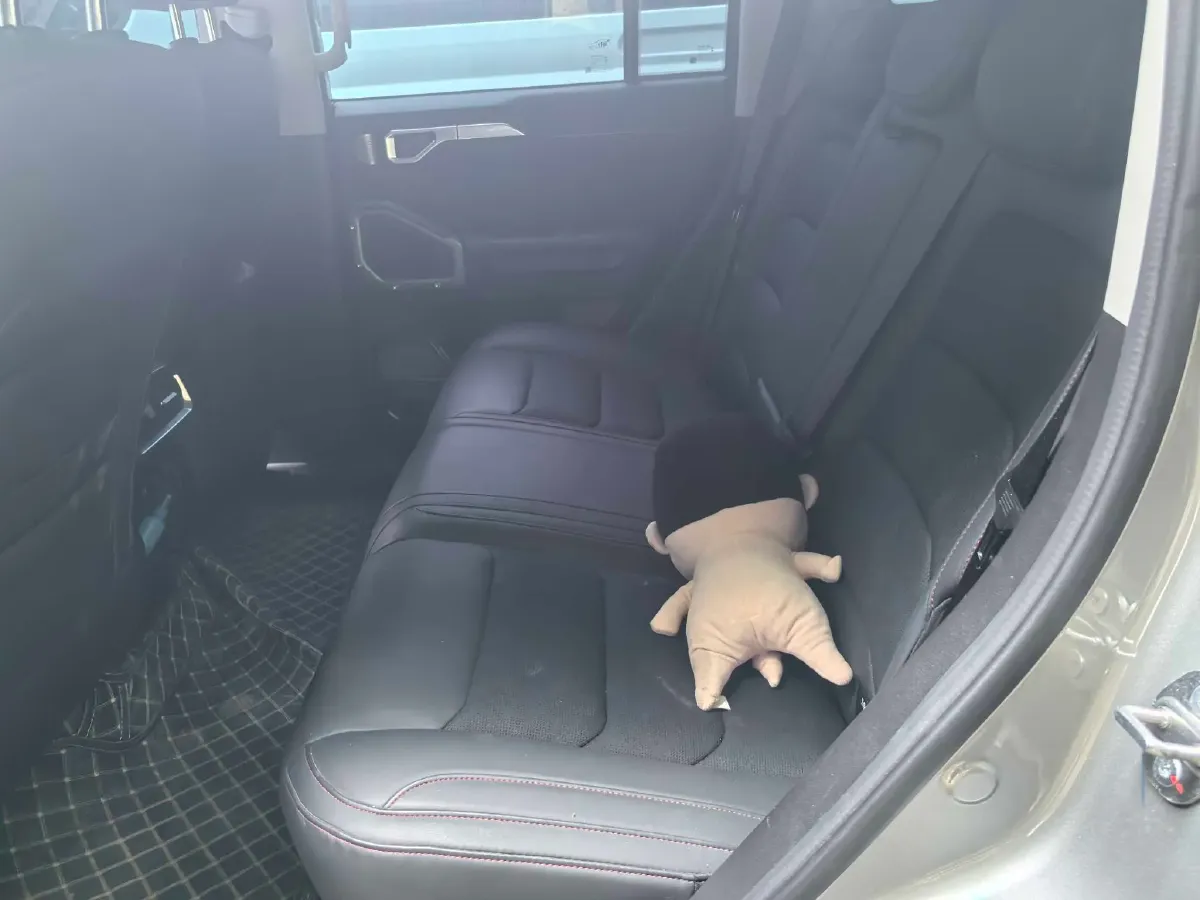 2023 Jetour Traveller 1.5T 184HP L4 7DCT,autocango,china used car exporter,china ev exporter,chinese used car exporter,chinese used ev exporter