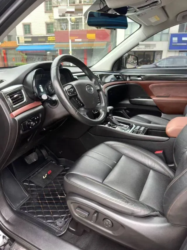 2017 GAC Trumpchi GS8 2.0T 201HP L4 6AT,autocango,china used car exporter,china ev exporter,chinese used car exporter,chinese used ev exporter