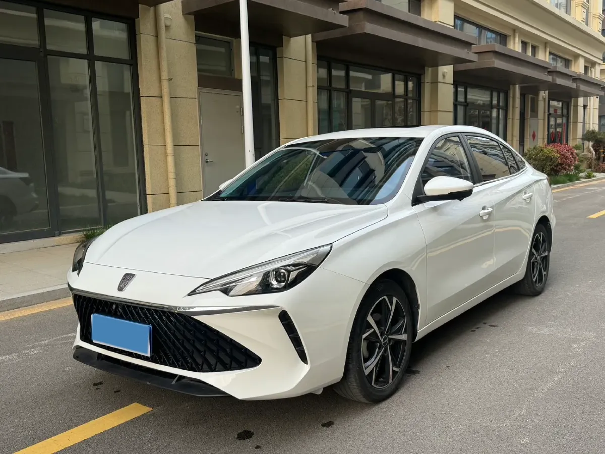 2023 Roewe i5 1.5L 129HP L4 CVT,autocango,china used car exporter,china ev exporter,chinese used car exporter,chinese used ev exporter