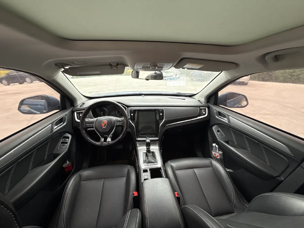 2020 Roewe i6 1.5T 169HP L4 7DCT,autocango,china used car exporter,china ev exporter,chinese used car exporter,chinese used ev exporter