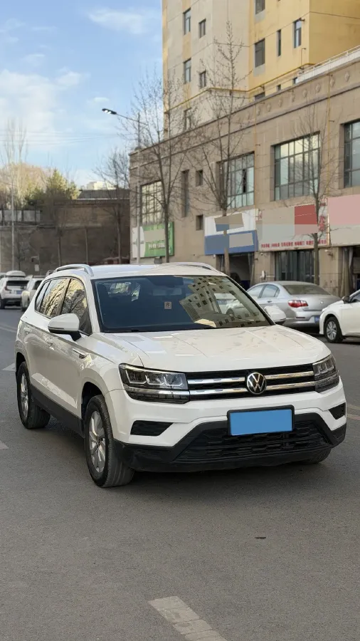 2022 Ford Transit 2.0T 202HP L4 6AT,autocango,china used car exporter,china ev exporter,chinese used car exporter,chinese used ev exporter