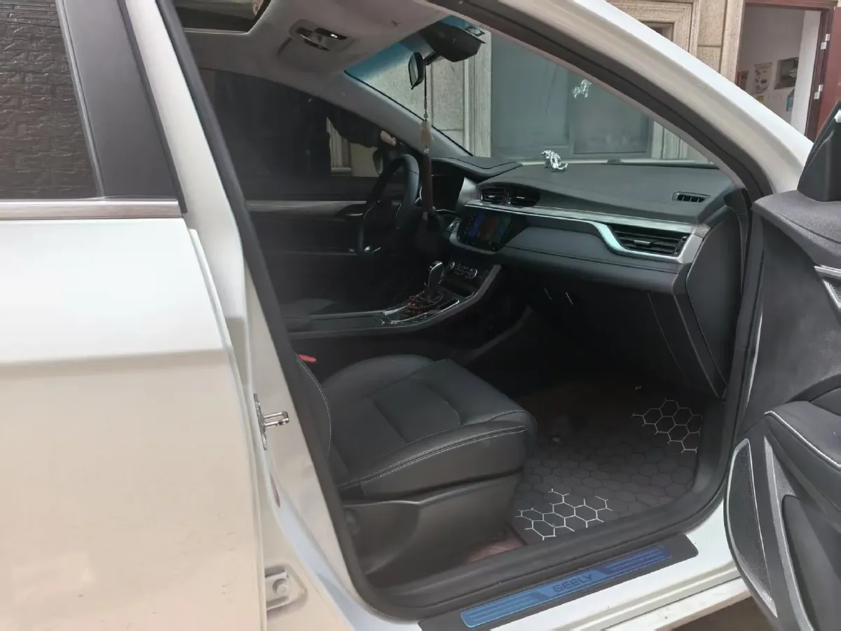 2019 Geely Emgrand 1.5L 109HP L4 CVT,autocango,china used car exporter,china ev exporter,chinese used car exporter,chinese used ev exporter