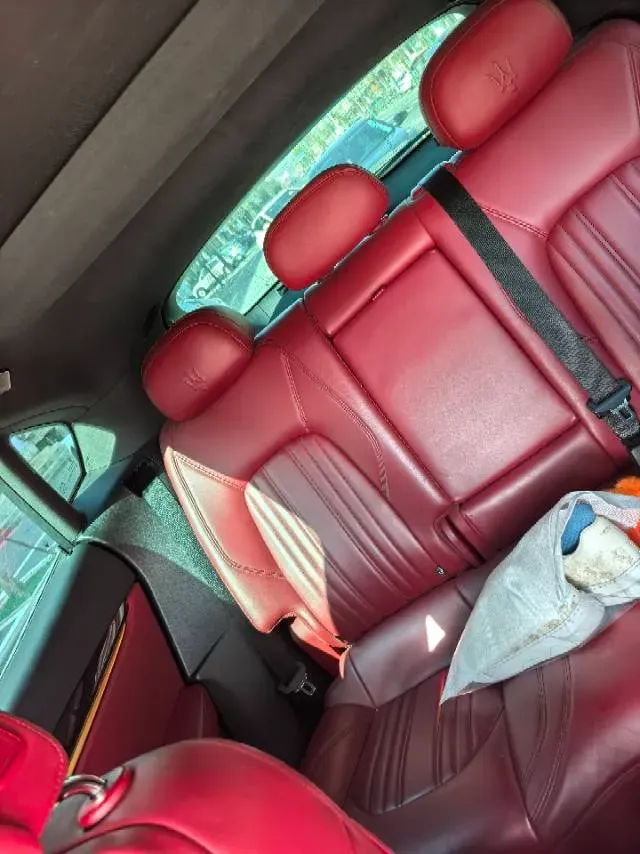 2018 Maserati Levante 3.0T 350HP V6 8AT,autocango,china used car exporter,china ev exporter,chinese used car exporter,chinese used ev exporter