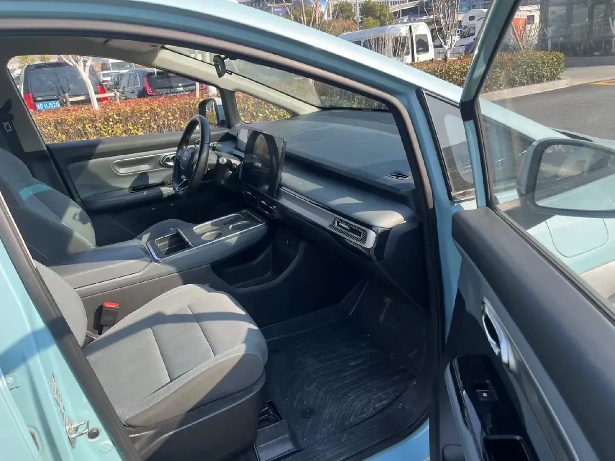 2023 GAC Trumpchi GS4 1.5T 177HP L4 6AT,autocango,china used car exporter,china ev exporter,chinese used car exporter,chinese used ev exporter