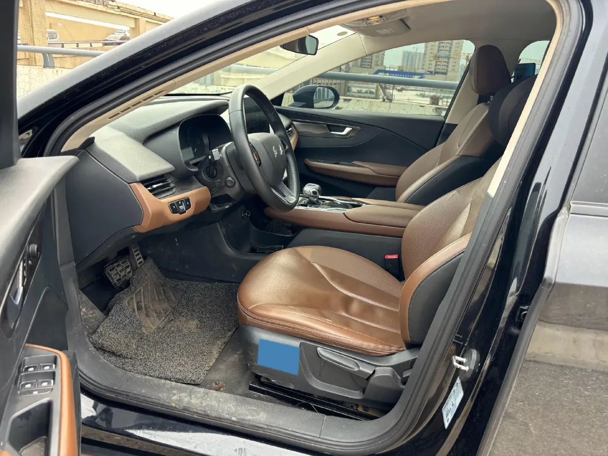 2021 HongQi E-QM5 BEV 54KWH,autocango,china used car exporter,china ev exporter,chinese used car exporter,chinese used ev exporter