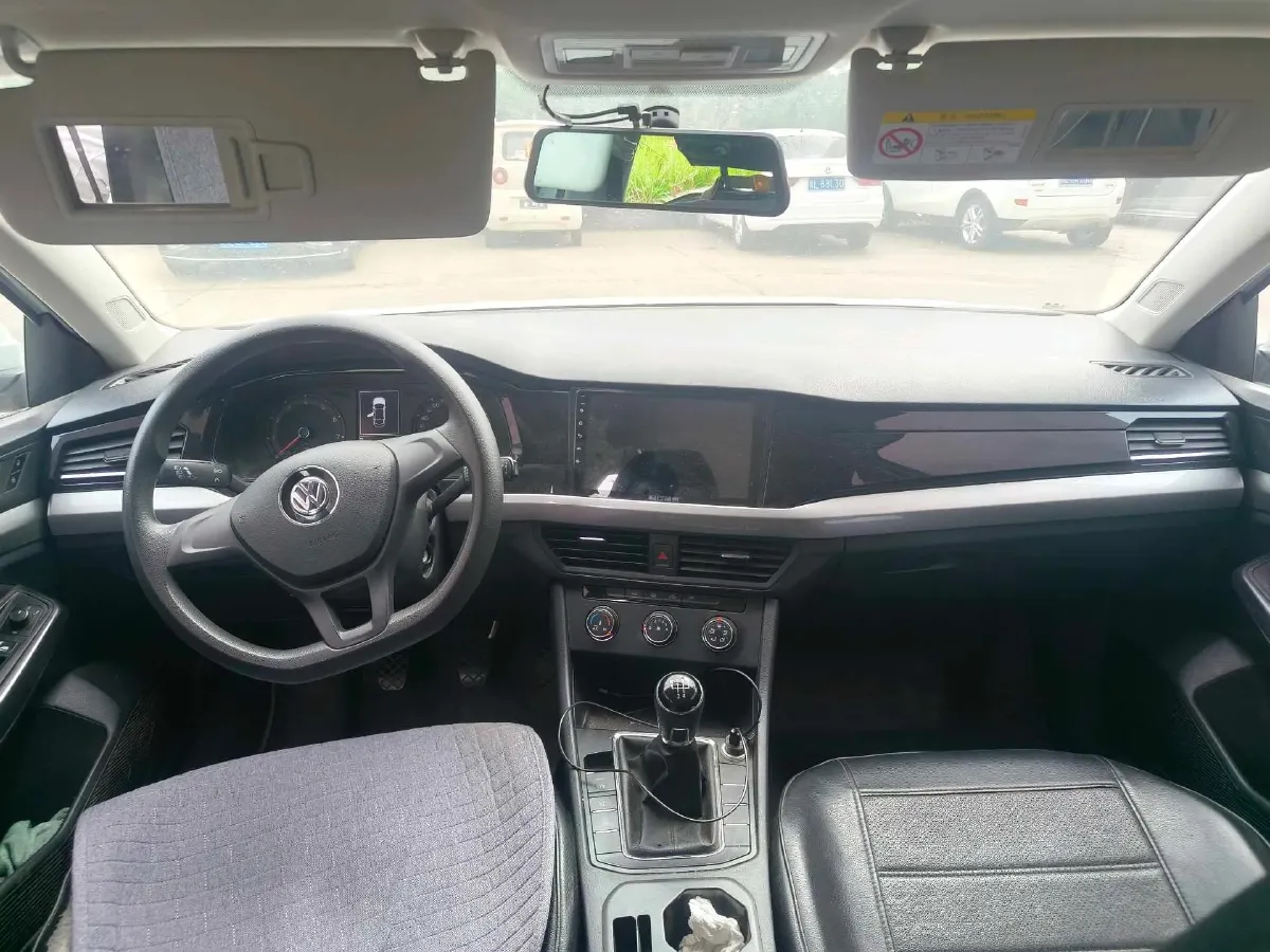 2019 MAXUS XinTu V80 2.5T 136HP L4 6MT,autocango,china used car exporter,china ev exporter,chinese used car exporter,chinese used ev exporter