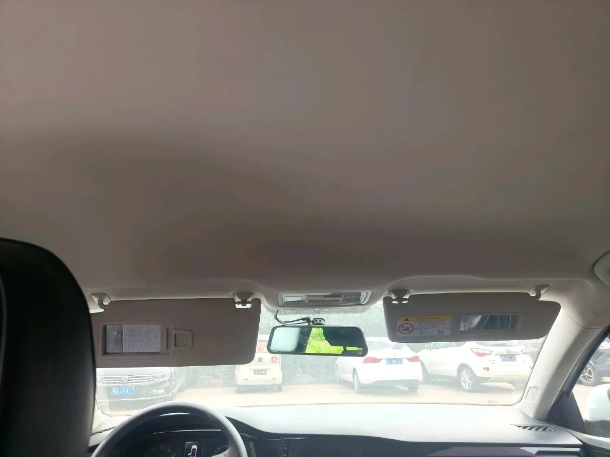 2019 MAXUS XinTu V80 2.5T 136HP L4 6MT,autocango,china used car exporter,china ev exporter,chinese used car exporter,chinese used ev exporter