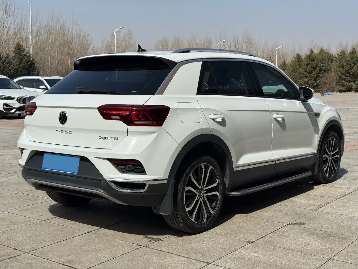 2022 Volkswagen T-Roc 1.4T 150HP L4 7DCT,autocango,china used car exporter,china ev exporter,chinese used car exporter,chinese used ev exporter