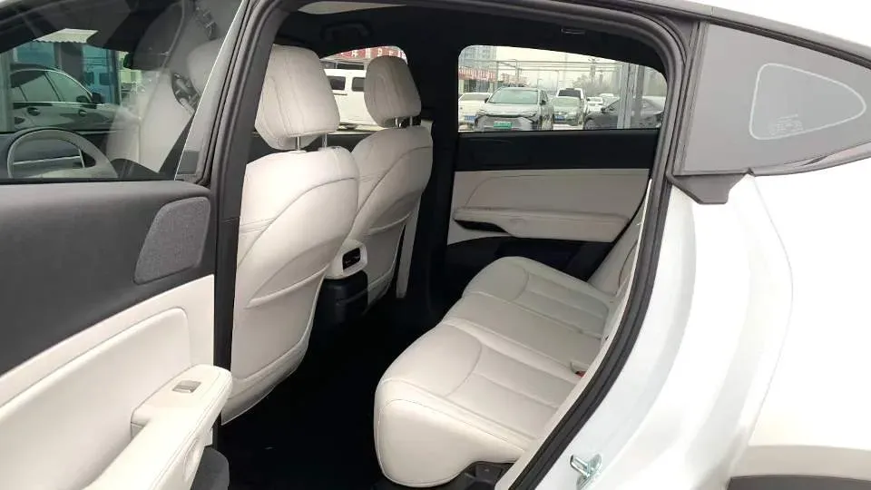 2023 Xpeng G6 BEV 66KWH,autocango,china used car exporter,china ev exporter,chinese used car exporter,chinese used ev exporter