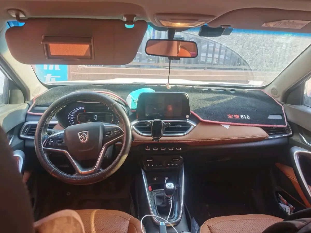 2017 BaoJun 510 1.5L 112HP L4 6MT,autocango,china used car exporter,china ev exporter,chinese used car exporter,chinese used ev exporter