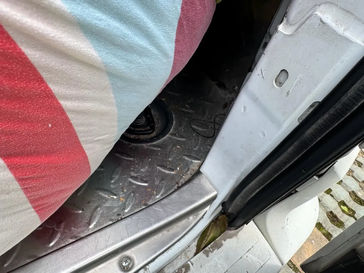 2021 MAXUS XinTu V80 2.0T 139HP L4 6MT,autocango,china used car exporter,china ev exporter,chinese used car exporter,chinese used ev exporter