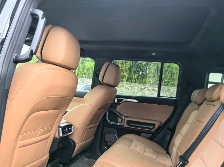 2023 Jetour Traveller 2.0T 254HP L4 7DCT,autocango,china used car exporter,china ev exporter,chinese used car exporter,chinese used ev exporter