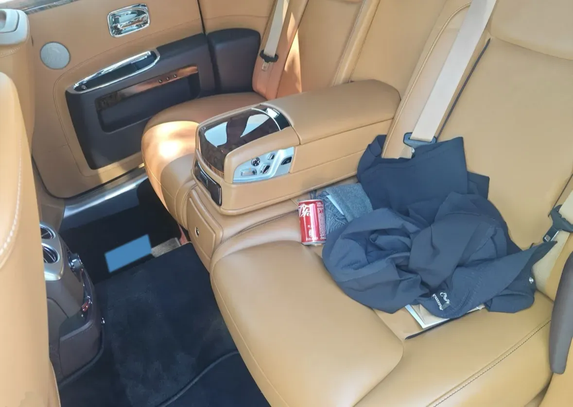 2018 Rolls-Royce Ghost 6.6T 571HP V12 8AT,autocango,china used car exporter,china ev exporter,chinese used car exporter,chinese used ev exporter