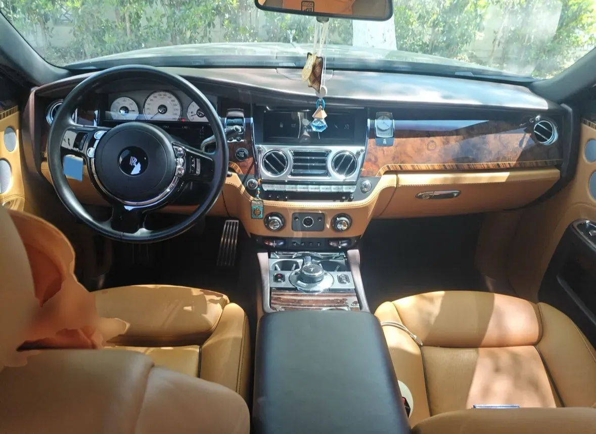 2018 Rolls-Royce Ghost 6.6T 571HP V12 8AT,autocango,china used car exporter,china ev exporter,chinese used car exporter,chinese used ev exporter