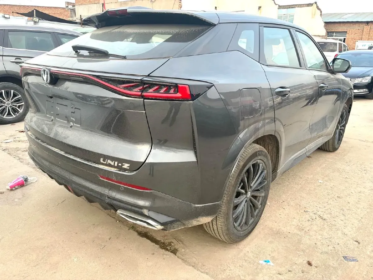 2024 ChangAn UNI-Z 1.5L 98HP L4 E-CVT PHEV 18.4KWH,autocango,china used car exporter,china ev exporter,chinese used car exporter,chinese used ev exporter
