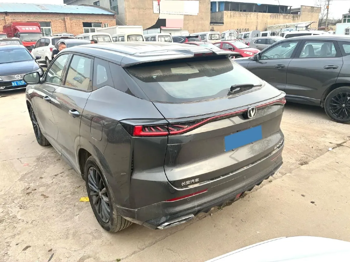 2024 ChangAn UNI-Z 1.5L 98HP L4 E-CVT PHEV 18.4KWH,autocango,china used car exporter,china ev exporter,chinese used car exporter,chinese used ev exporter