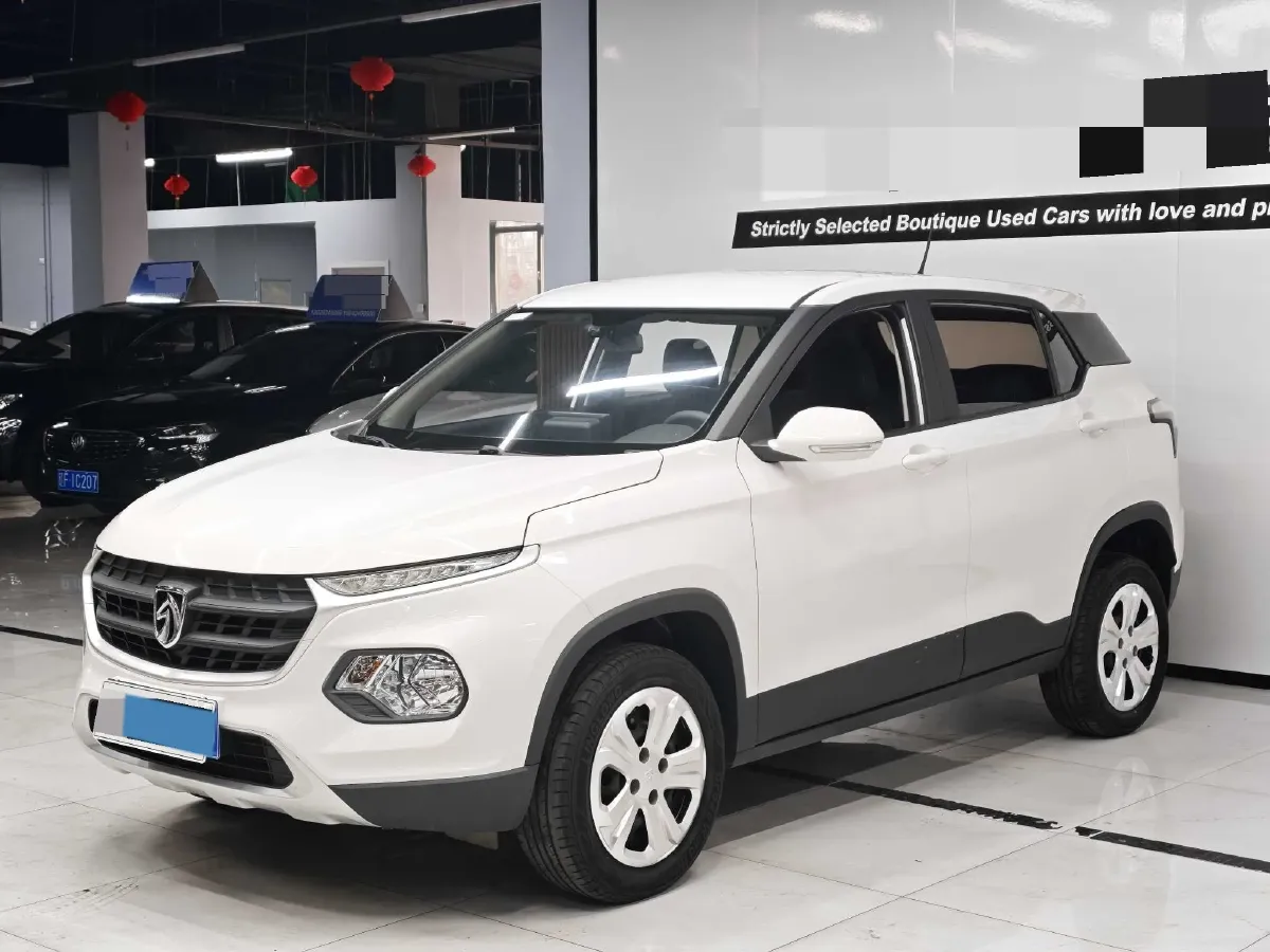 2021 BaoJun 510 1.5L 99HP L4 6MT,autocango,china used car exporter,china ev exporter,chinese used car exporter,chinese used ev exporter