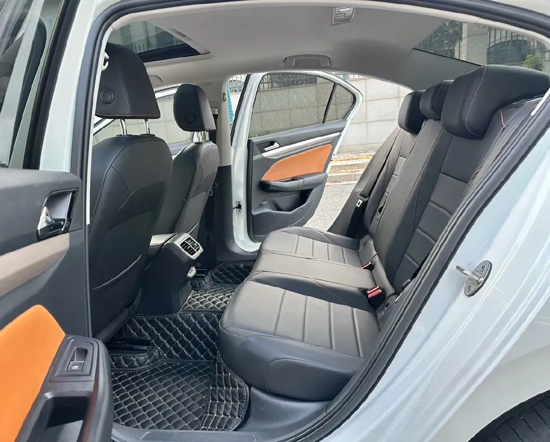 2023 Volkswagen Bora 1.2T 116HP L4 7DCT,autocango,china used car exporter,china ev exporter,chinese used car exporter,chinese used ev exporter