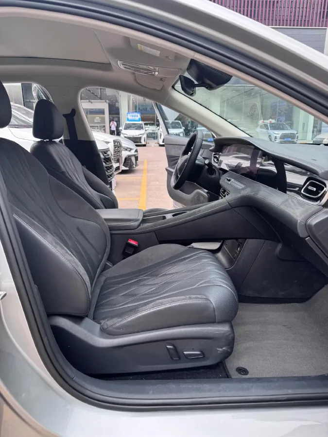 2023 Roewe D7 1.5L 112HP L4 1DHT PHEV 21.4KWH,autocango,china used car exporter,china ev exporter,chinese used car exporter,chinese used ev exporter