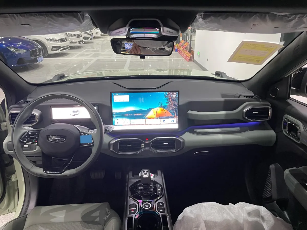 2025 Geely Cowboy 1.5T 181HP L4 7DCT,autocango,china used car exporter,china ev exporter,chinese used car exporter,chinese used ev exporter