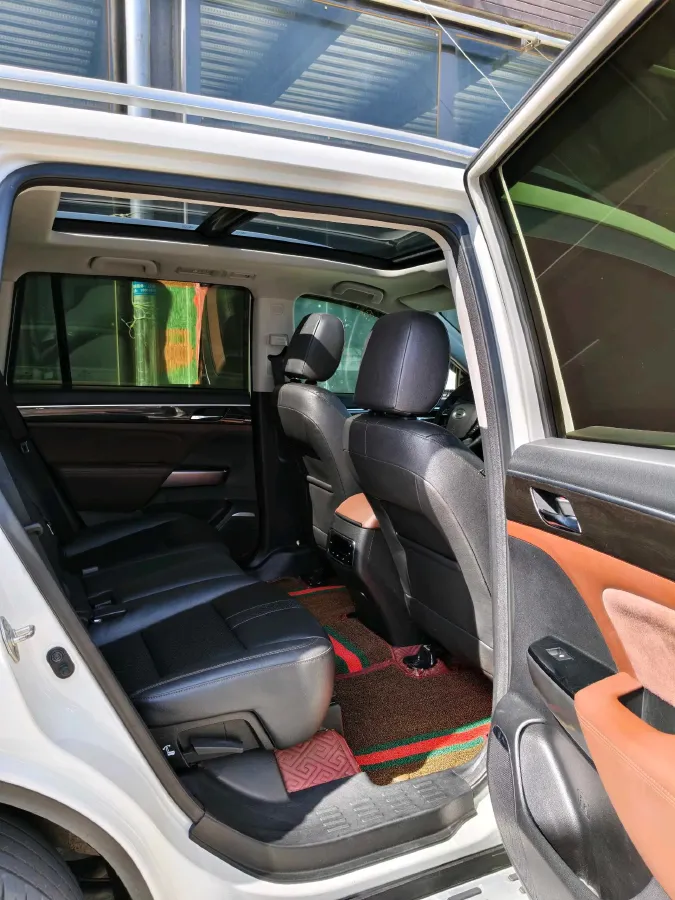 2017 GAC Trumpchi GS8 2.0T 201HP L4 6AT,autocango,china used car exporter,china ev exporter,chinese used car exporter,chinese used ev exporter